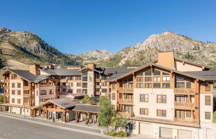 The Village - Palisades Tahoe - fachada