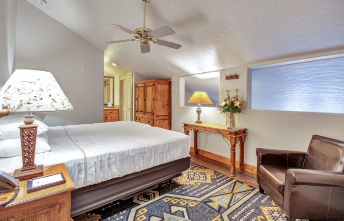 2 Bed Suite - Quarto Upstairs