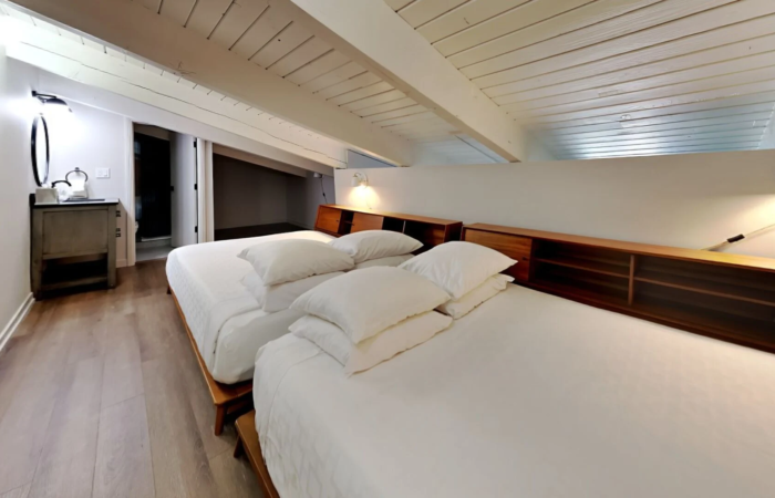 1 Bedroom Loft (77 m²)