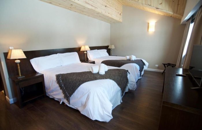 Quarto Duplo com Banheira de Hidromassagem